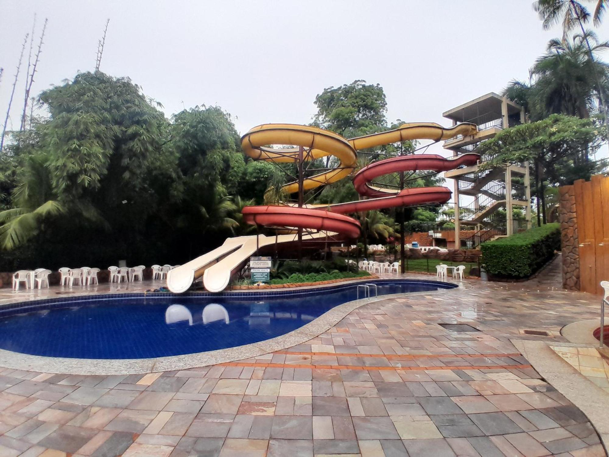 Golden Dolphin Grand - 820 Flat - - - Go * Caldas Novas